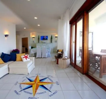 Sirenuse Sleeps 14 Pool Air Con Wifi